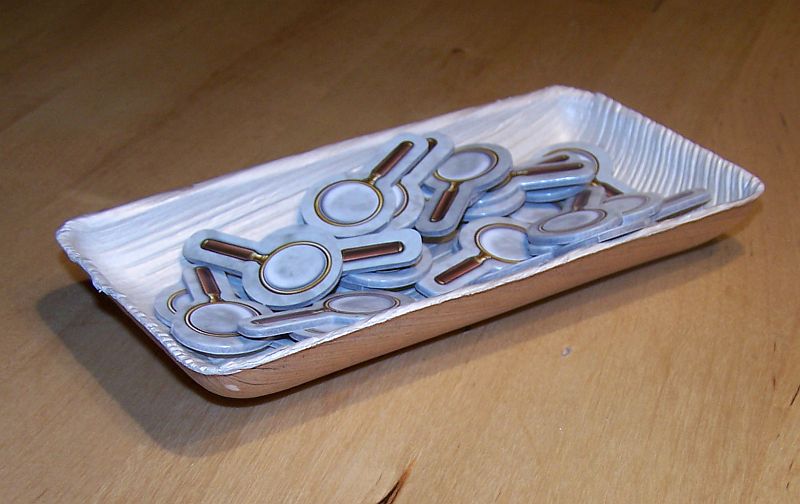 Pamblattschale mit Inhalt