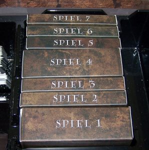 Harry Potter Kampf um Hogwarts - Jahres-Boxen
